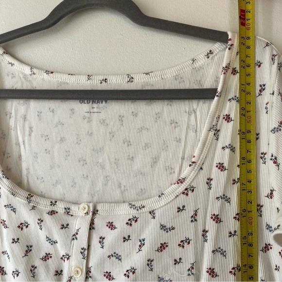 Old navy Ribbed Floral Button Top Plus Size 3X Cream Stretch Scoop Neck NWT - Picture 8 of 13